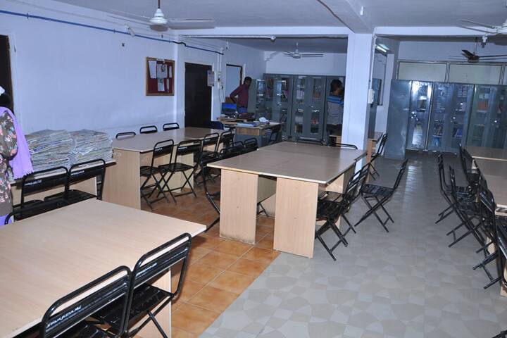 Dr BR Ambedkar College of Nursing campus in Gandhinagar, Gujarat, India — photo 4