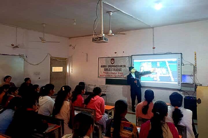 Guru Dronacharya Girls College campus in Hisar, Haryana, India — photo 2