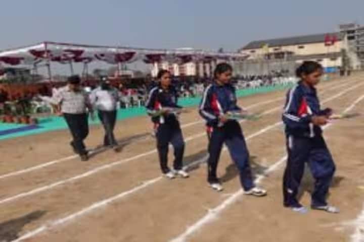 Shri Morarji Ranchhodji Desai Arts College campus in Tapi, Gujarat, India — photo 3