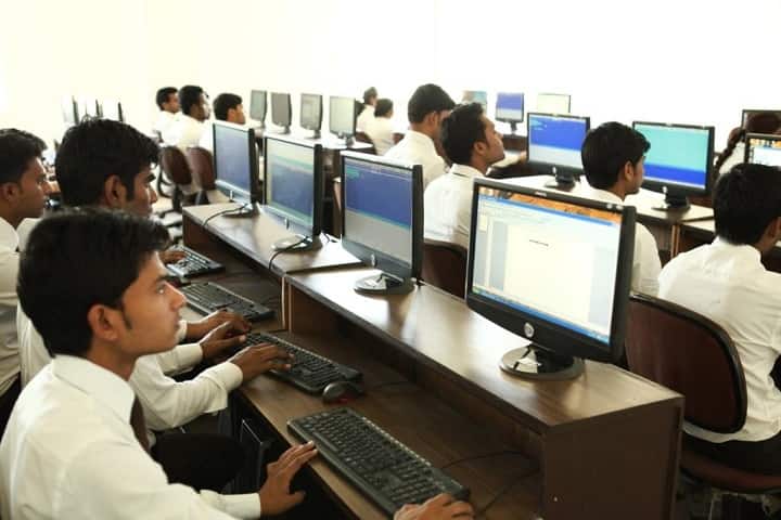 SVS Group of Institutions campus in Meerut, Uttar Pradesh, India — photo 6