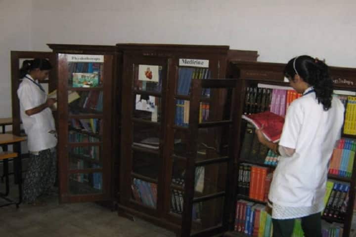 Shri DM Patel College of Physiotherapy campus in Amreli, Gujarat, India — photo 5
