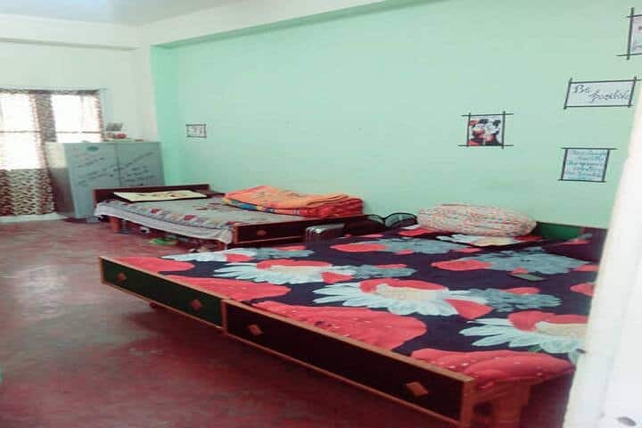 Murari Lal Memorial School and College of Nursing campus in Solan, Himachal Pradesh, India — photo 5