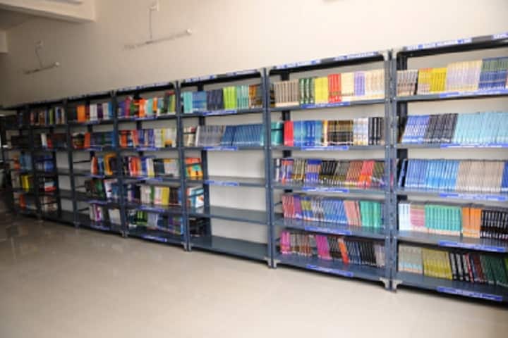 Knowledge Institute of Physiotherapy campus in Anand, Gujarat, India — photo 4