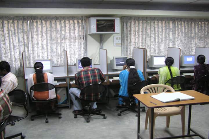 Sri Ramakrishna College of Arts and Science campus in Coimbatore, Tamil Nadu, India — photo 4