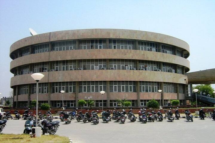 GJU Hisar campus in Hisar, Haryana, India — photo 6