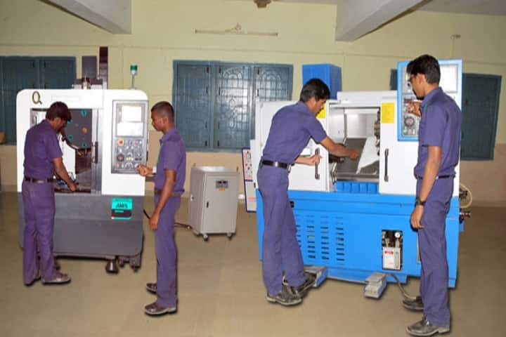 Laxmi Narayana Polytechnic College campus in Dharmapuri, Tamil Nadu, India — photo 3