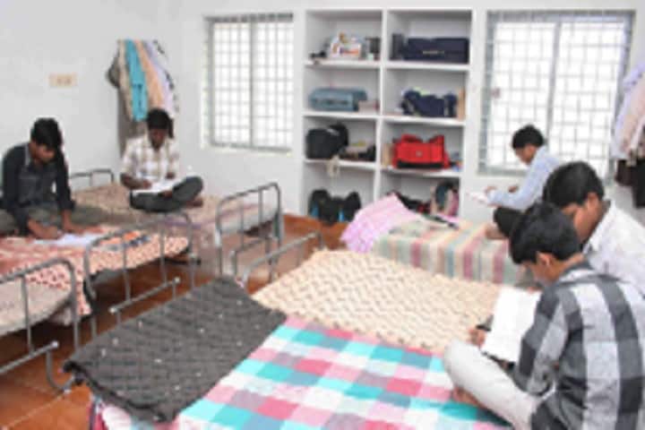 Springdale College of Management Studies campus in Pilibhit, Uttar Pradesh, India — photo 4