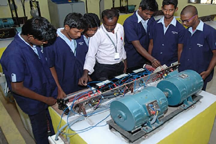 Kumaran Polytechnic College campus in Thiruvallur, Tamil Nadu, India — photo 6