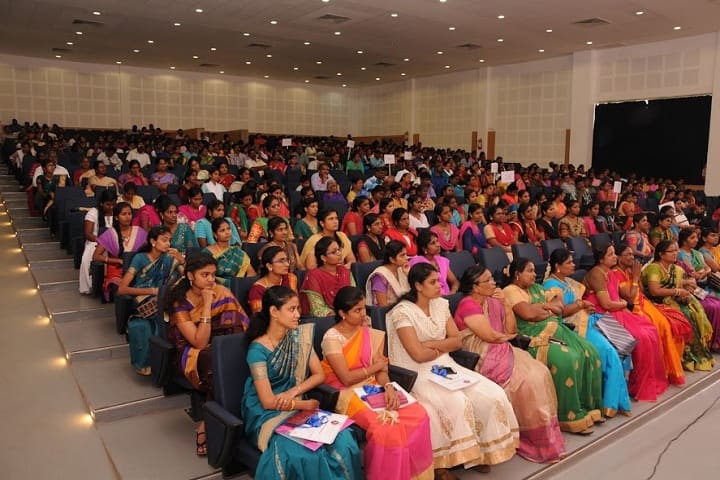 Tamil Nadu Dr MGR Medical University campus in Chennai, Tamil Nadu, India — photo 3