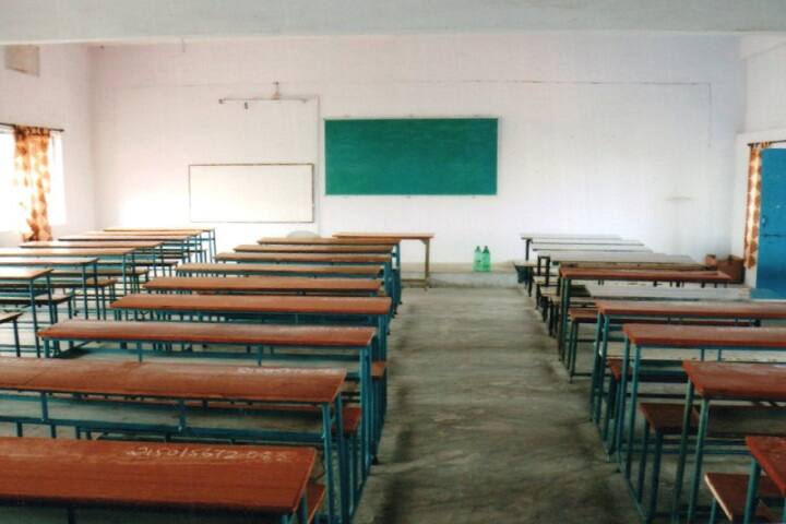 Sri Indu PG College campus in Hyderabad, Telangana, India — photo 3