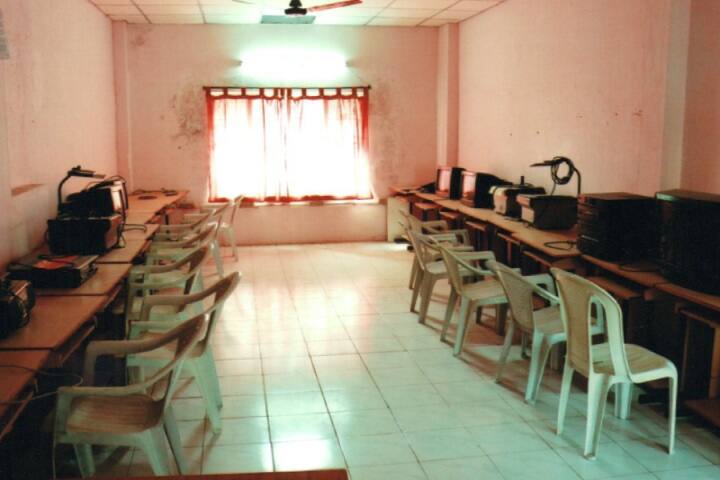 Sri Indu PG College campus in Hyderabad, Telangana, India — photo 4