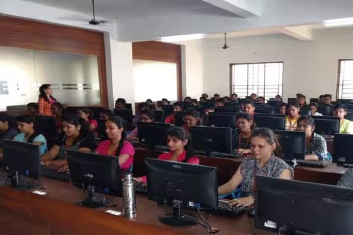 SSAIET Navsari campus in Navsari, Gujarat, India — photo 5