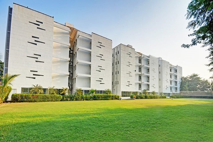 Shanti Business School campus in Ahmedabad, Gujarat, India — photo 2