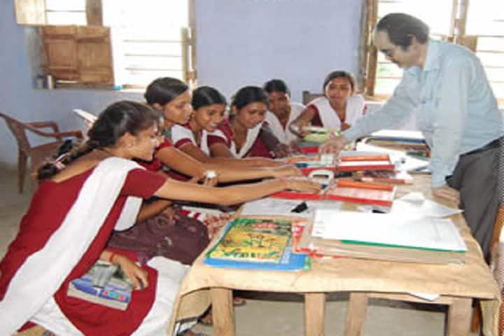 Dipnarayan Singh College campus in Rajoun, Bihar, India — photo 5