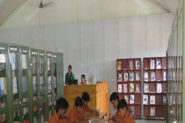 KMCT Polytechnic College campus in Kozhikode, Kerala, India — photo 4