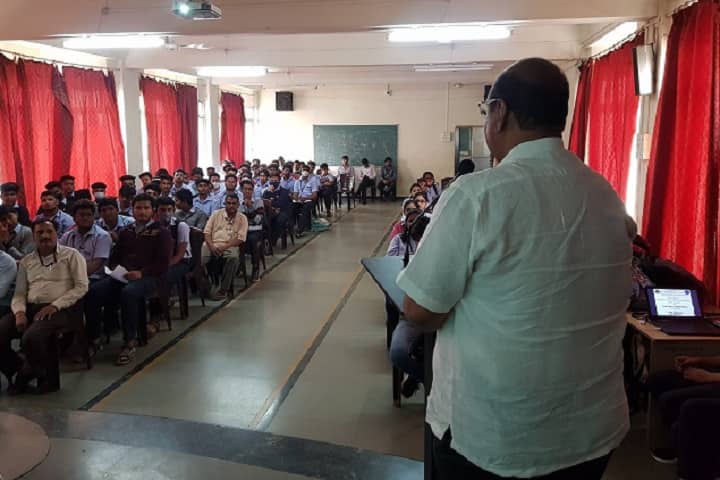 KLE Society's Smt Chanabasamma Ishwarappa Munavalli Polytechnic campus in Hubli, Karnataka, India — photo 2