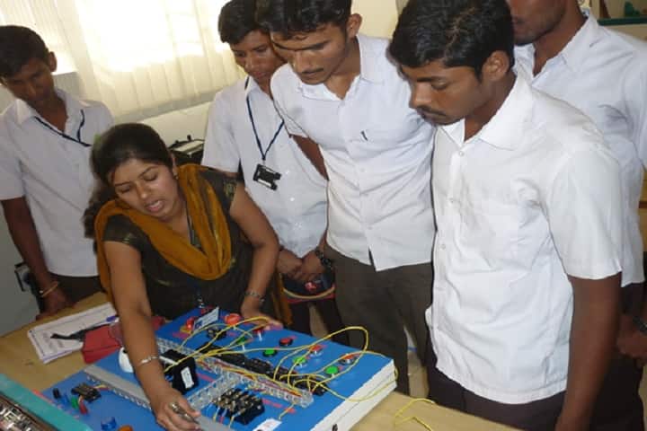KLE Society's Polytechnic campus in Bagalkot, Karnataka, India — photo 3