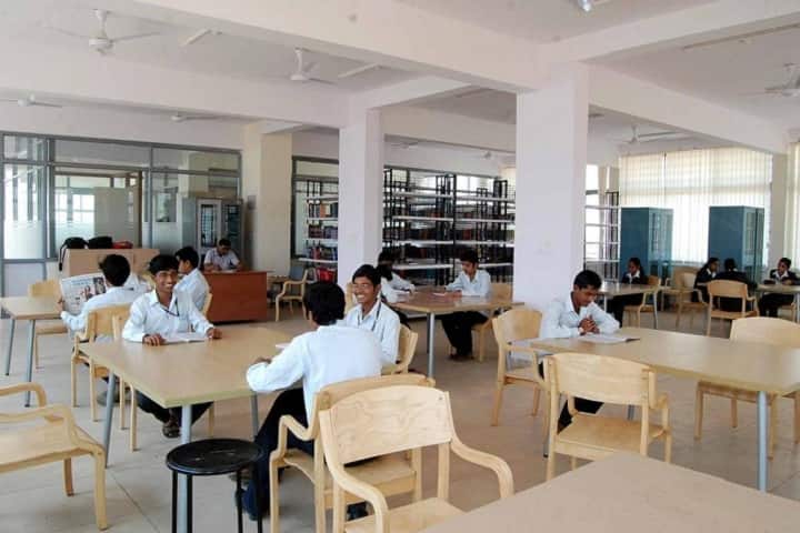 KLE Society's Polytechnic campus in Belgaum, Karnataka, India — photo 6