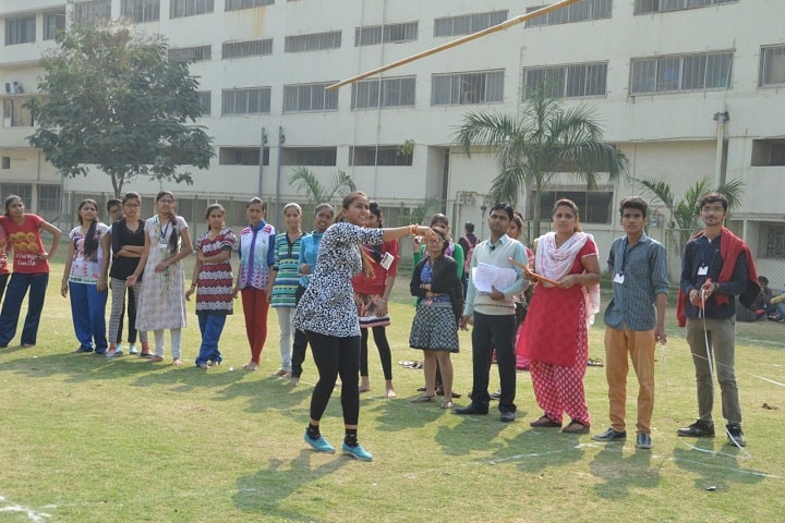 Shri DN Institute of Business Administration campus in Anand, Gujarat, India — photo 2