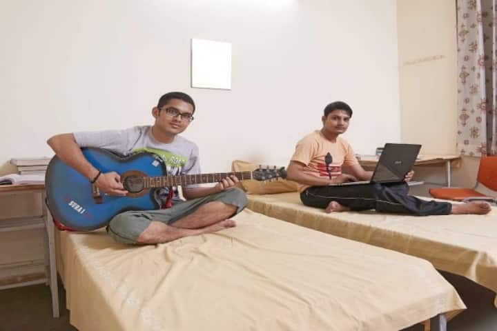 Hindustan Institute of Management and Computer Studies campus in Mathura, Uttar Pradesh, India — photo 5