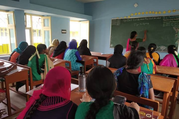 Thassim Beevi Abdul Kader College for Women campus in Keelakarai, Tamil Nadu, India — photo 3