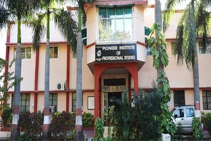 Pioneer Institute of Professional Studies campus in Indore, Madhya Pradesh, India — photo 2