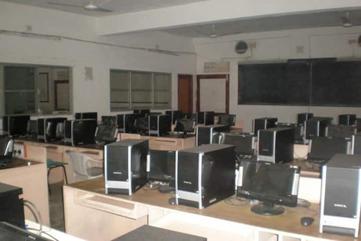 Pioneer Institute of Professional Studies campus in Indore, Madhya Pradesh, India — photo 4