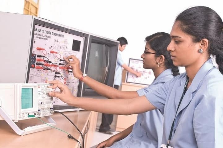 NPR Polytechnic College campus in Dindigul, Tamil Nadu, India — photo 3