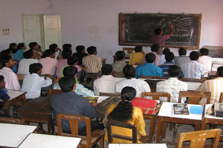 Medinipur Sadar Government Polytechnic campus in Paschim Medinipur, West Bengal, India — photo 3
