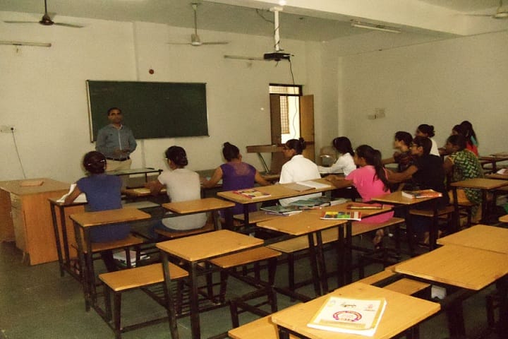 Chanchalben Mafatlal Patel College of Nursing campus in Gandhinagar, Gujarat, India — photo 3