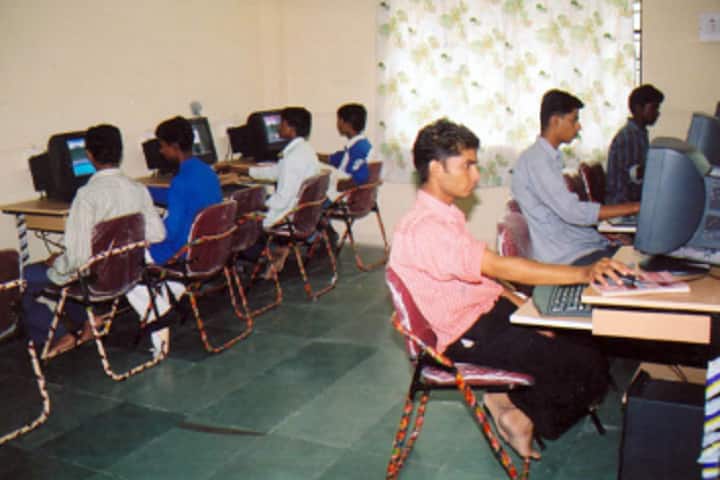 Dr Hedgewar College of Nursing campus in Aurangabad, Maharashtra, India — photo 2