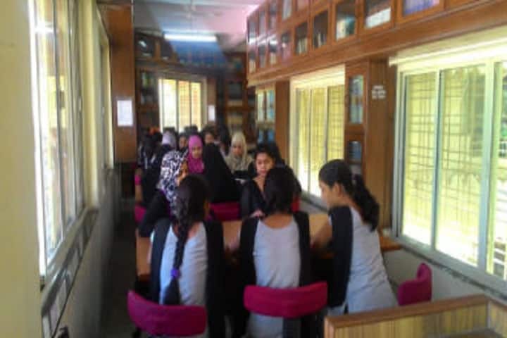 Kamala Nehru Polytechnic Pharmacy campus in Aurangabad, Maharashtra, India — photo 4
