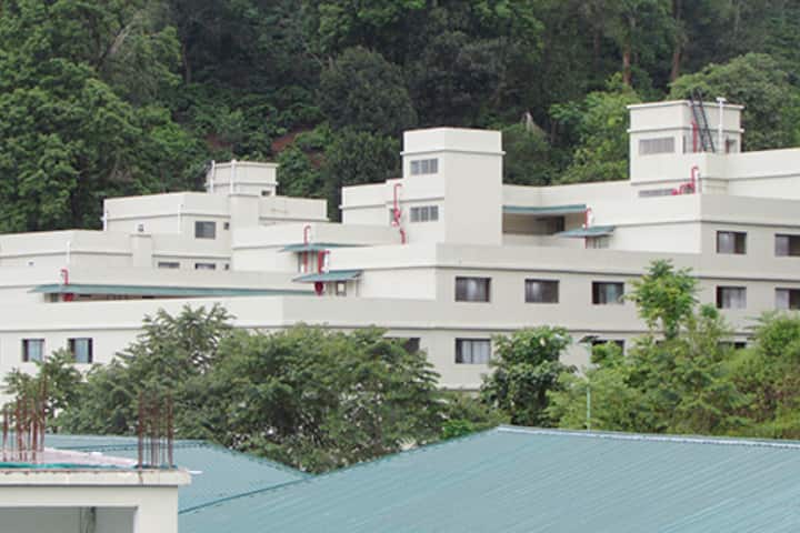 DM Wims Nursing College campus in Meppadi, Kerala, India — photo 3