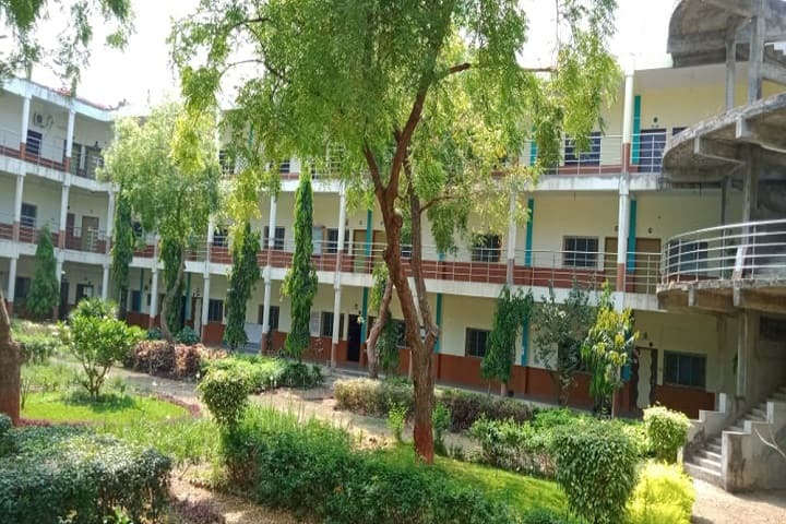 Kalawatibai College of Engineering and Technology Polytechnic campus in Nanded, Maharashtra, India — photo 1