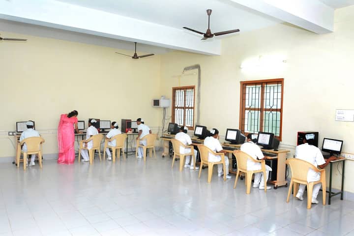 Crescent Yousuf Zulaikha School of Nursing campus in Madurai, Tamil Nadu, India — photo 2