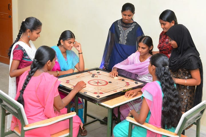 Crescent Yousuf Zulaikha School of Nursing campus in Madurai, Tamil Nadu, India — photo 4