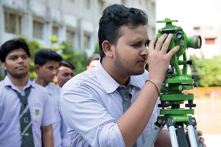 Kingston Polytechnic College campus in Kolkata, West Bengal, India — photo 3