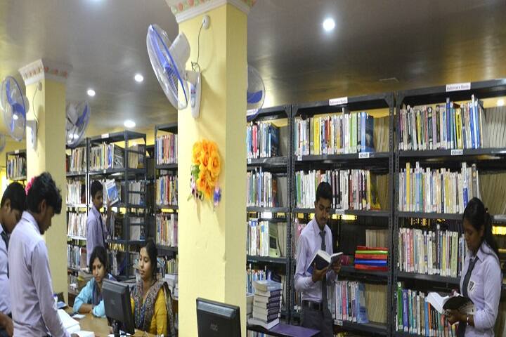 Kingston Polytechnic College campus in Kolkata, West Bengal, India — photo 6