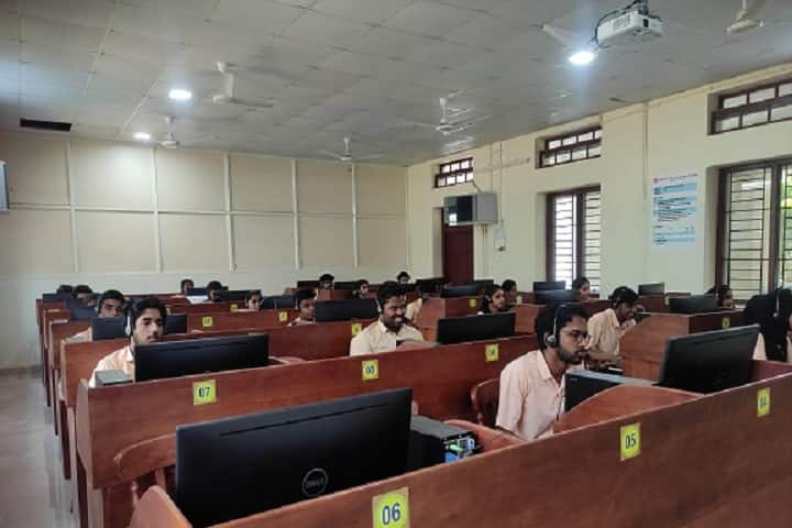 Kerala Government Polytechnic College campus in Kozhikode, Kerala, India — photo 6