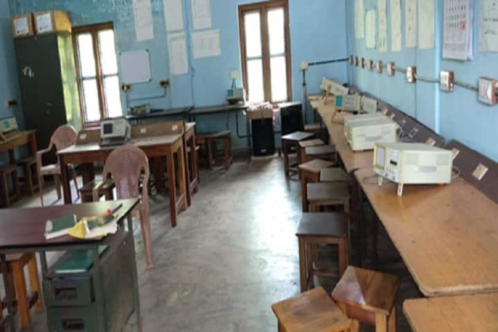 K Karunakaran Memorial Model Polytechnic College campus in Thrissur, Kerala, India — photo 4