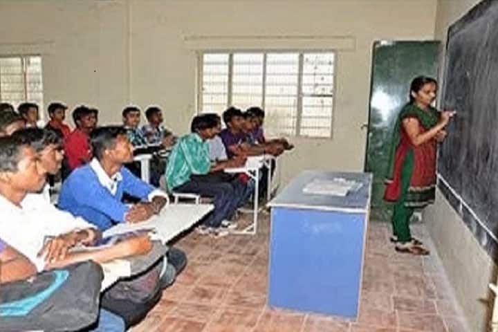 Kempegowda Memorial Polytechnic campus in Tumkur, Karnataka, India — photo 2