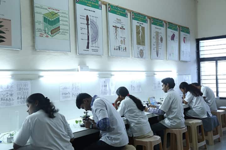Dr JJ Magdum Ayurved Medical College campus in Kolhapur, Maharashtra, India — photo 2