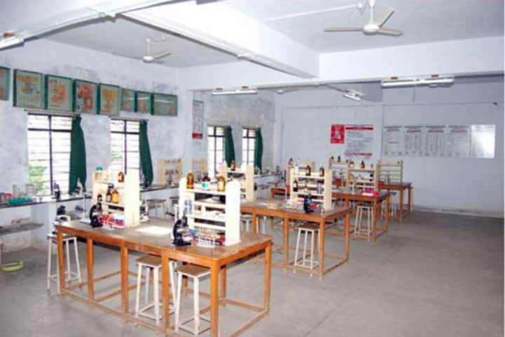 Bhausaheb Mulak Ayurved Mahavidhyalaya and Medical And Science Research Hospital campus in Nagpur, Maharashtra, India — photo 3