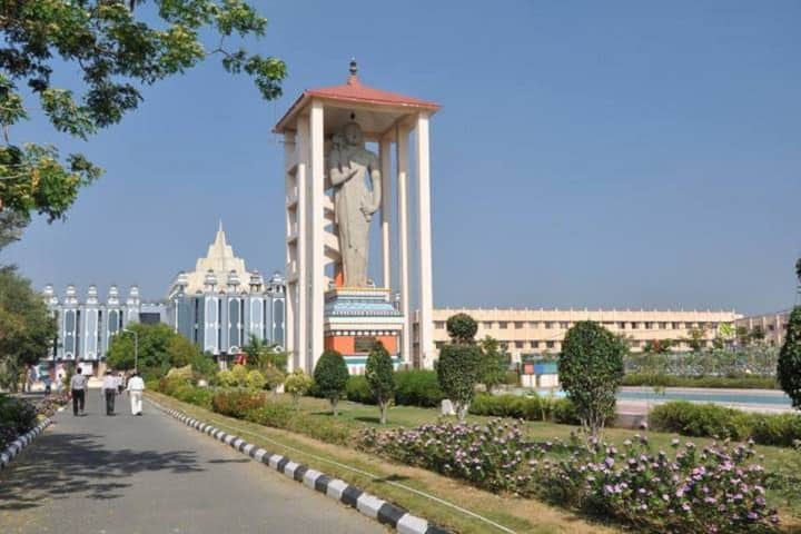 SCSVMV University campus in Kanchipuram, Tamil Nadu, India — photo 2