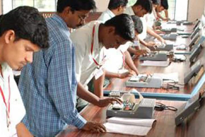 Indu Prakash Polytechnic College campus in Mau, Uttar Pradesh, India — photo 3