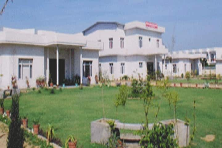 Babe ke Institute of Nursing campus in Moga, Punjab, India — photo 2