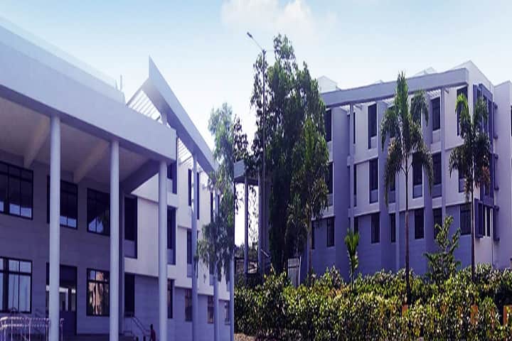 Shri Someshwar Shikshan Prasarak Mandal's Someshwar Science College campus in Pune, Maharashtra, India — photo 1
