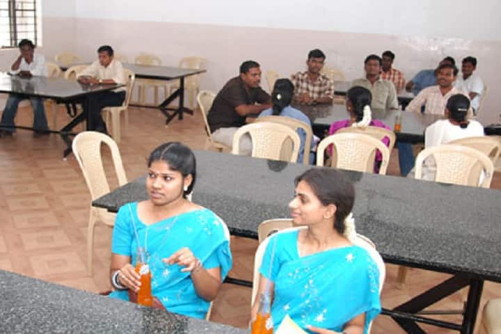 Kurinji College of Arts and Science campus in Tiruchirappalli, Tamil Nadu, India — photo 6