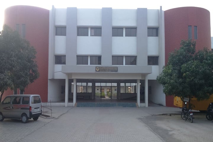 Jayvantrai Harrai Desai Polytechnic campus in Surat, Gujarat, India — photo 1
