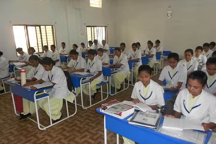 Christ College of Nursing campus in Jagdalpur, Chhattisgarh, India — photo 2
